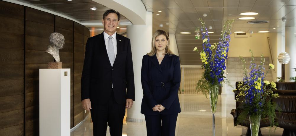 Talman Jörgen Petterson och Ukrainas första dam Olena Zelenska