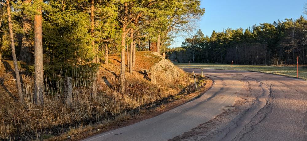 Vy över nr 710 Hummersövägen i Föglö