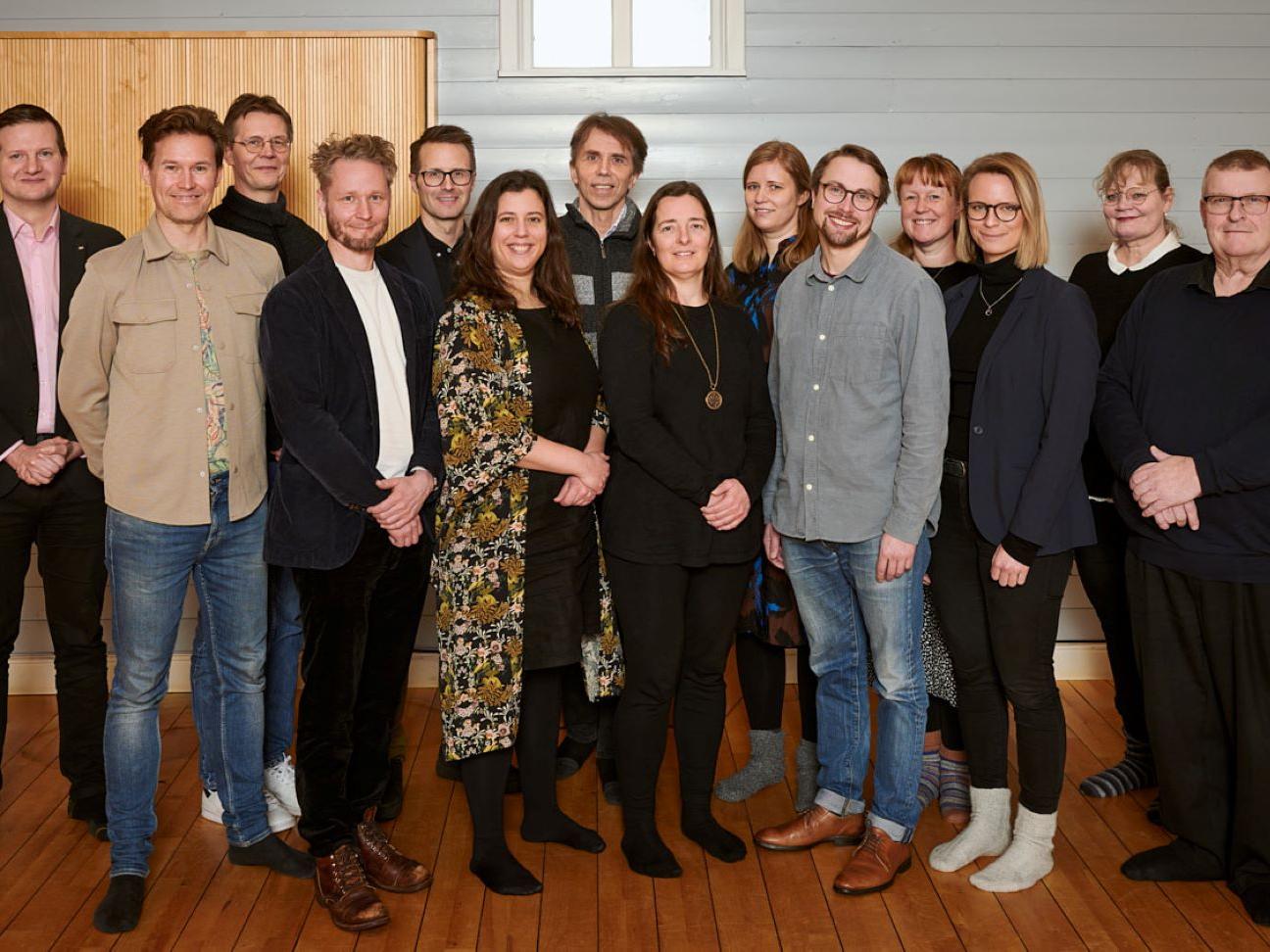 Gruppbild på medlemmarna i utvecklings- och hållbarhetsrådet